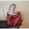 Nova Bolsa Casual para o Dia a Dia 2025 Feminina Retrô Grande Capacidade Bolsa de Ombro Outono e Inverno Textura de Alta Qualidade Bolsa Tote Multiuso