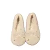Sapatos Peludos Estilo Fada Suave para Mulheres Usarem Fora Outono e Inverno 2025 Novo Estilo Coreano Sapatos de Algodão com Solado Macio Sapatos Planos com Solado Fleece Forrado