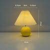 Lámpara de Mesa Pequeña Plisada Decorativa Nórdica Cerámica Estilo Crema Lámpara de Noche de Escritorio Creativa para Dormitorio