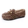 Novas pantufas de inverno femininas 2026, casuais e confortáveis, peludas, antiderrapantes, resistentes ao desgaste, leves, de calçar, para uso doméstico, sapatos de mãe