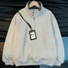 Sudadera de estilo coreano, corte limpio, con media cremallera y cuello alto para hombre, otoño, gris cáñamo con cuello de contraste, top pullover casual holgado deconstruido