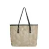 Bolso de Hombro Minimalista de Moda Estilo Coreano 2026 Nuevo Versátil Diseño para Viajes Diarios Bolso Tote Acolchado de Gran Capacidad