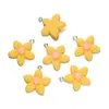 Colgante de Flor de Frangipani de Resina Dibujada Colgante de Flor de Cinco Pétalos Llavero DIY Hecho a Mano Accesorios de Colgante Venta al por Mayor