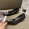 Sapatilha Elegante Feminina Bico Fino Azul Claro para Mulheres 2025 Nova Estilo Garota Francesa Salto Baixo 3cm Salto Alto 5cm