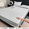 Colchoneta Refrigerante de Seda de Hielo de Gama Alta Modelo Nuevo Verano 2026 Lavable a Máquina Juego de Tres Piezas Verano Clase A Suave para Aire Acondicionado Estilo Sábana de Cama