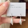 Aretes de plata para mujer, moda de lujo ligero, aretes de plata cepillada, aretes para mujer con un toque de nicho, simples, de lujo ligero y de alta gama