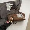 Bolsa de axila nicho estilo coreano para mulheres, nova bolsa tote retrô da moda 2026, bolsa de ombro simples e de grande capacidade para o dia a dia