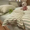 Conjunto de Três Peças para Dormitório Estudantil, Conjunto de Quatro Peças de Cama Listrada Estilo Simples, Algodão Puro, Lençol de Cama Novo Estilo, Capa de Edredom, Lençol com Elástico 4