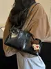 Yuezi 2026 Otoño/Invierno Nueva Elegante de Alto Valor Gran Capacidad Bolso de Hombro Individual Debajo del Brazo Bolso de Mano Retro Moda Bolso Baguette