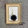 En stock venta al por mayor cadena de perlas colgante de bola de pelo de piel lindo colgante para mochila escolar bola de pelo llavero para coche colgante para coche