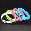 Pulseira de Silicone Luminosa Branca Eu Te Amo Pulseira Luminosa Estampada em Seda Pequeno Presente Pulseira Romântica para o Dia dos Namorados