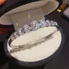 Pulseira Transfronteiriça Europeia e Americana de Zircônia Oval é de Luxo Leve High-end para Mulheres Simples Fashion para o Dia a Dia Design de Nicho