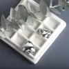 Collar de Cadena para Clavícula con Colgante de Corazón Metálico Versátil Galvanizado de Alta Gama Europeo y Americano, Joyería de Acrílico