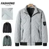 Nueva Chaqueta de Algodón Otoño/Invierno para Hombre 2026, Cuello Alto Marca de Moda Ropa para Hombre, Top Ligero y Cálido para Hombre Venta al por Mayor