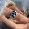 Anillo Abierto Metálico Vintage Plegado Irregular para Mujer, Moderno y Único, Estilo Minimalista, Diseño de Nicho
