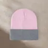 Gorro de Punto de Nuevo Estilo con Bloques de Color y Logo Personalizado, Gorro Cálido de Otoño e Invierno para Hombres y Mujeres, Elegante Gorro de Lana a Prueba de Viento
