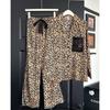 Estampa de Leopardo com Strass Quente Luxo Leve Outono e Inverno Conjunto Feminino de Manga Longa em Seda Gelo de Alta Qualidade Roupa Quente para Usar Fora Roupa de Casa