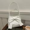 Niche Commuter Bow Bag Feminino 2024 Nova Chegada Linda Bolsa de Ombro de Grande Capacidade Bolsa de Balde Portátil da Moda Feminina