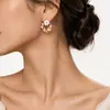 Aretes de Corona de Flor de Cerezo en Oro Rosa Incrustados con Diamantes de Color Rosa y Perlas, Mariposa Tridimensional, Estilo Delicado, Exquisitos Accesorios para Niñas