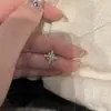 Novo Colar de Floco de Neve Totalmente Cravejado de Diamantes para Mulheres, Corrente de Clavícula Doce e Fofa, Luxo Leve, Design de Nicho de Alta Qualidade, Presente de Dia dos Namorados