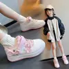 Sapatos Femininos Novo Estilo Tênis Confortáveis Respiráveis Infantis Sapatos Casuais Modelos Primavera e Outono para Crianças Maiores e Meninas Estilo Coreano