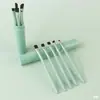 Set de 5 Brochas de Maquillaje, Brocha de Sombra de Ojos de Cerdas Suaves, Brocha para Difuminar, Brocha para Corrector, Pincel para Labios, Pincel para Cejas, Brocha Portátil con Cubo de Almacenamiento