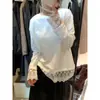 Camiseta Base Branca de Manga Longa Feminina de Inverno, Novo Design Estilo Ins, Nicho, Renda Costurada, para Mulheres