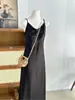 Vestido camisola rosa para mujer, estilo de verano fino, con un diseño fluido, ajustado y de longitud larga en satén de acetato, blanco etéreo, otros colores disponibles