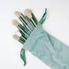 Novo Conjunto de 13 Pincéis de Maquiagem, Estilo Portátil, Pincéis Macios para Blush e Sombras, Ferramentas Completas de Beleza, Atacado