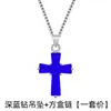 Yihua Diamante Colorido Promoção Imperdível Tesouro Colorido Vermelho Esmeralda Quadrado Zircônia Pingente Colar Irregular Zircônia Cruz Pingente