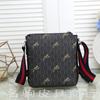 Cremallera superior bolsillo abierto pequeño cuadrado vertical letra única Negro bolso de hombro cruzado 2023 comercio exterior Bolso para mujer