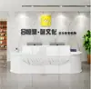 Balcão de Caixa de Canto Estação de Recepção Balcão de Caixa de Pacientes Ambulatoriais Guia Balcão de Recepção Balcão de Consultório Médico Balcão de Bar Estação de Enfermagem Porta