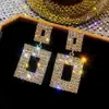 Brincos Geométricos de Diamante Super Brilhantes Estilo Europeu e Americano Brincos Exagerados Europeus e Americanos Acessórios Versáteis Brincos Longos Brincos Personalizados