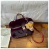 Bolsa de mão feminina elegante de alta qualidade com pele 2026 nova moda fofa para o dia a dia bolsa de ombro única bolsa transversal estilo coreano