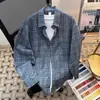Camisa Plaid Azul Marinho Retrô Japonês de Manga Longa para Homens e Mulheres, Estilo Preguiçoso de Verão Camisa Solta com Lapela Jaqueta Casual