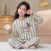 Pijama de Algodón para Niños Niños Primavera y Otoño Cuello Redondo Manga Larga Set de Dibujos Animados Niños Medianos y Mayores Todo Algodón Ropa de Casa