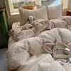 Juego de ropa de cama de cuatro piezas para maternidad e infancia Clase A, sábana de algodón lavado imitación algodón antibacteriana, funda de edredón, sábana bajera, juego de tres-cuatro piezas para dormitorio individual de estudiante