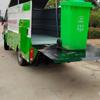 Vehículo de transferencia de basura eléctrico Juren de cuatro ruedas y ocho barriles, vehículo de transferencia de contenedor de basura de barril de 240L, plataforma trasera hidráulica