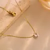 Novo Design de Luxo Colar Pingente de Diamante com Seis Garras Corrente para Clavícula Feminina de Verão Acessórios de Luxo Acessíveis Nicho 18K Não Desbota