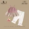 Roupas Infantis com Frutas de Pêssego 2026 Novo Estilo de Verão Conjunto de Alças para Meninas Roupa Doce de Verão Conjunto de Duas Peças para Bebês Meninas e Lactentes
