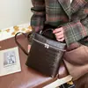 Bolso de Mano Portátil Grande y Elegante para Viajes Diarios de Mujer 2025 Nuevo Mochila Cruzada de Calidad de Nicho