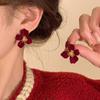 Brincos de flores de veludo vintage, brincos de orelha de luxo leves e elegantes, de alta qualidade, atmosféricos, de outono e inverno, vermelhos, para ano novo, para mulheres