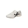 Zapatos de mujer estilo alemán 2026 Otoño Nuevos Versátiles Nicho Parche Plateado Pequeños Forrest Gump Casual Zapatos de una sola pieza Mujer