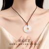 Rueda de la Fortuna Presentación Collar Ruyi Pixiu para Mujer Todo-partido Gama Alta Nicho Hebilla Segura Ónix Calcedonia Colgante de Pareja