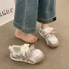 Tênis Feminino Simples de Malha Respirável Novo para Primavera/Verão 2025 Moda Coreana Casual Versátil Sapatos Brancos