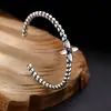 Atacado de fábrica joias de prata de lei S925 pulseira de trevo torcido personalizada pulseira aberta simples retrô de prata tailandesa