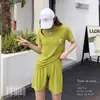 Verão 2026 Novo Terno Bordado de Seda de Gelo Plissado Feminino Cor Sólida Casual Versátil Esportivo Estilo Preguiçoso Feminino Chiba