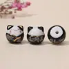 Nuevo color gato exquisito diy accesorios de joyería vintage cerámica gato de la suerte cuentas sueltas cerámica pintada gato de la suerte