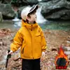 Chamarra cortavientos para niños, estilo para hombre, nuevo modelo 2026, diseño 3 en 1 desmontable, prenda exterior otoño/invierno para niños, adecuada para actividades al aire libre, a prueba de viento e impermeable