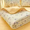 Manta Acolchada de Terciopelo de Gasa Arrugada para Madre y Bebé, Doble Cara, Tres Capas, Engrosada, para Todas las Estaciones, Antideslizante, Sábana de Cama